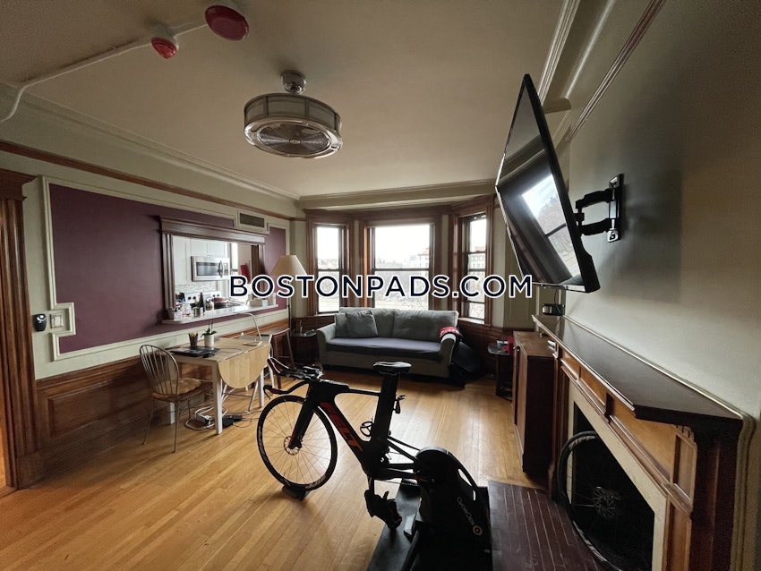 BOSTON - BACK BAY - 1 Bed, 1 Bath - Image 14