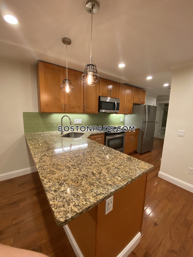 Maverick St., Boston