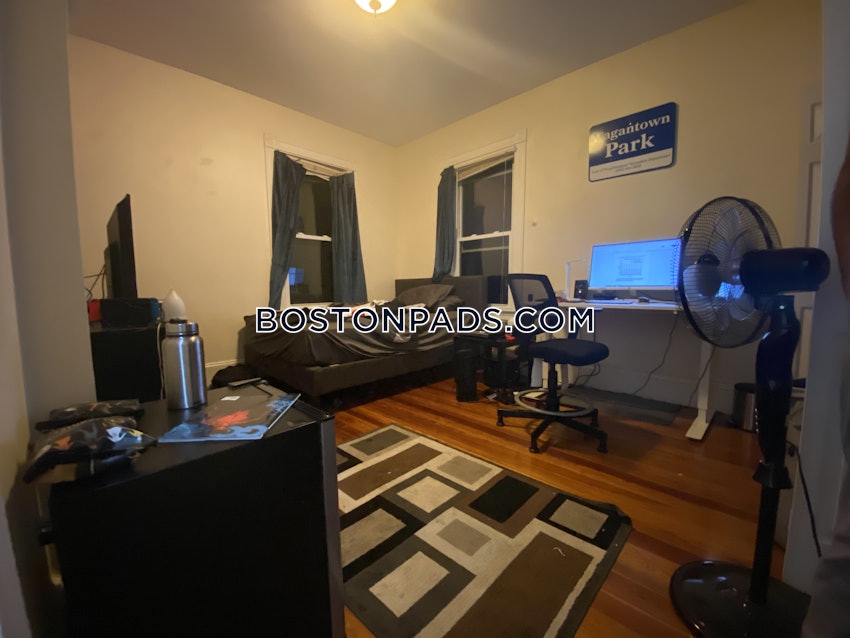 BOSTON - MISSION HILL - 4 Beds, 2 Baths - Image 23