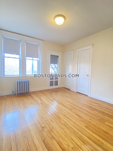 Boston - 1 Beds, 1 Baths