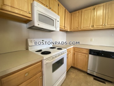 Boston - 2 Beds, 2 Baths