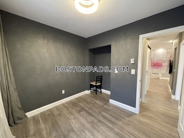 Boston - 1 Beds, 1 Baths