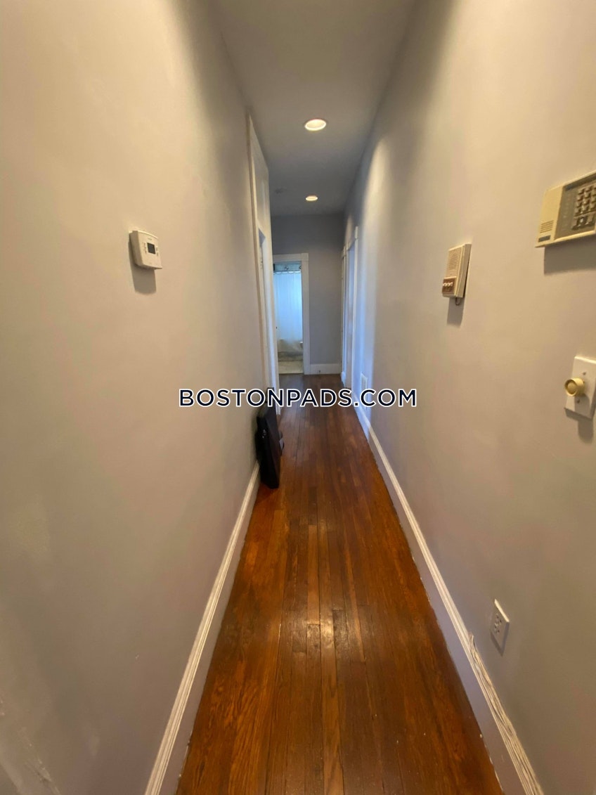 Boston - $4,800+ /month
