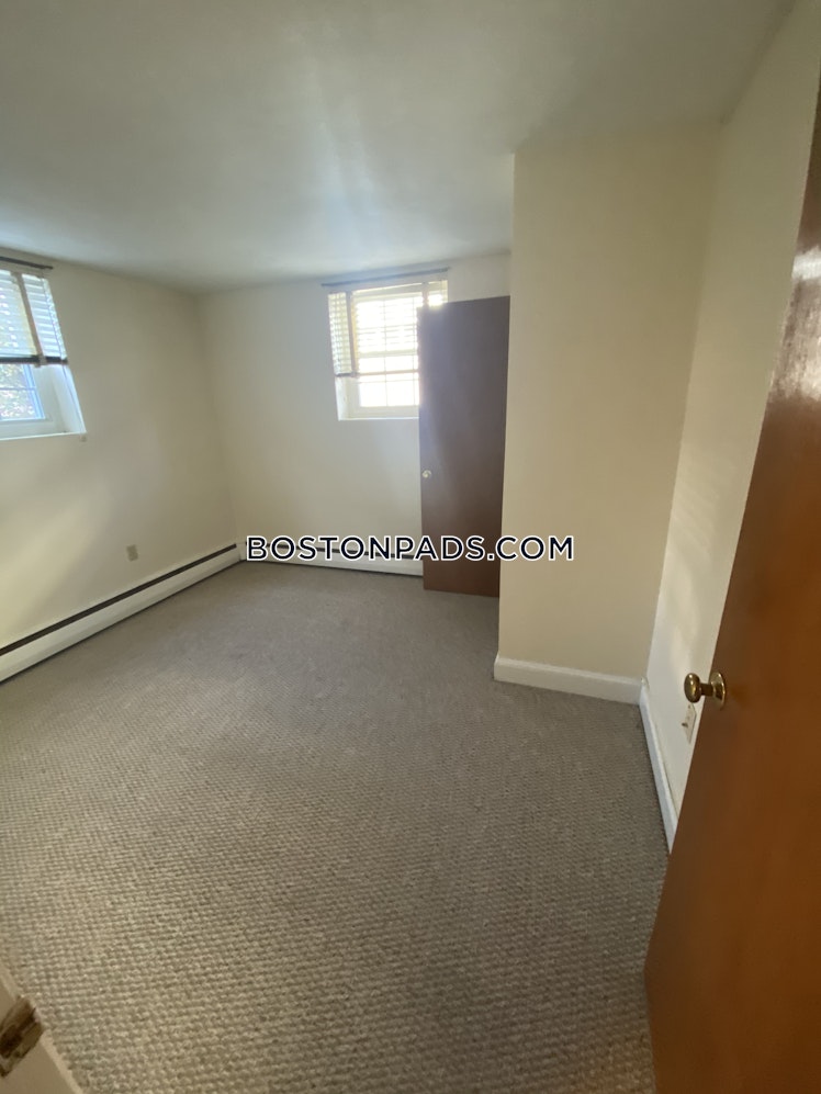 Brattle Dr., Arlington