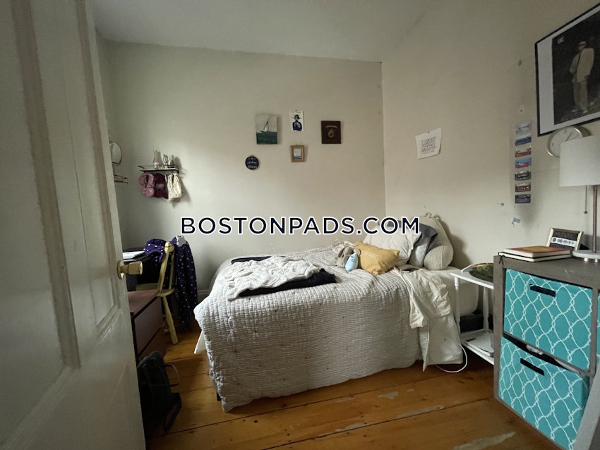 BOSTON - MISSION HILL - 3 Beds, 1 Bath - Image 31