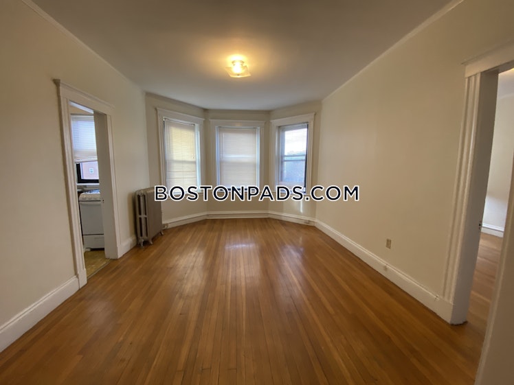 Washington St., Malden