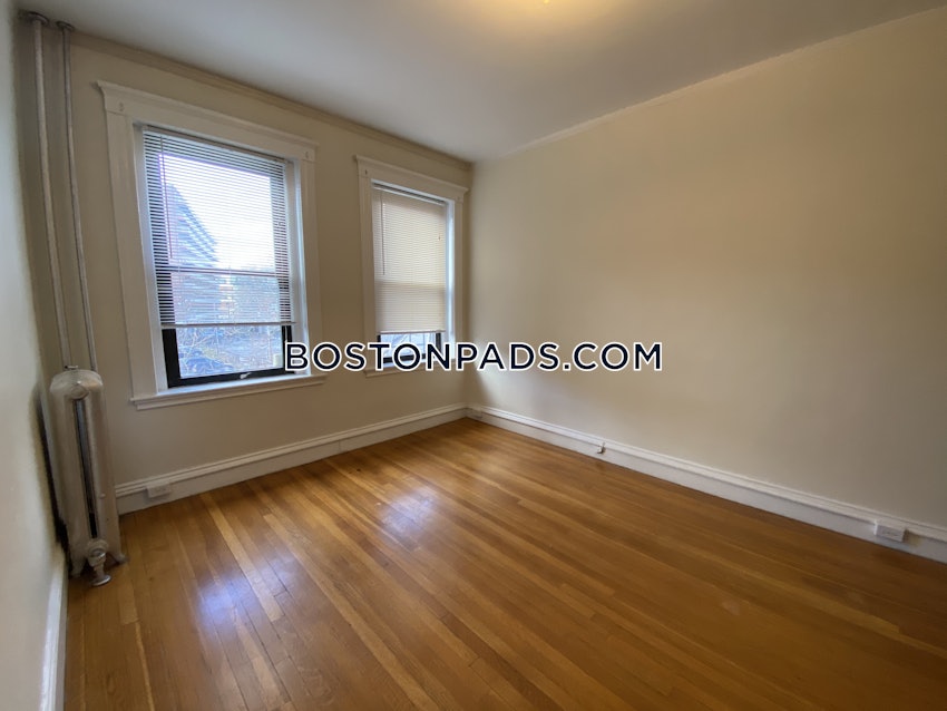 MALDEN - 1 Bed, 1 Bath - Image 7