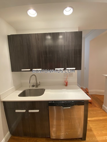 Boston - 1 Beds, 1 Baths