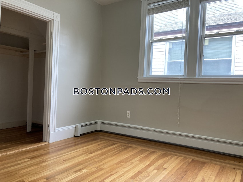 BOSTON - DORCHESTER/SOUTH BOSTON BORDER - 3 Beds, 1 Bath - Image 12