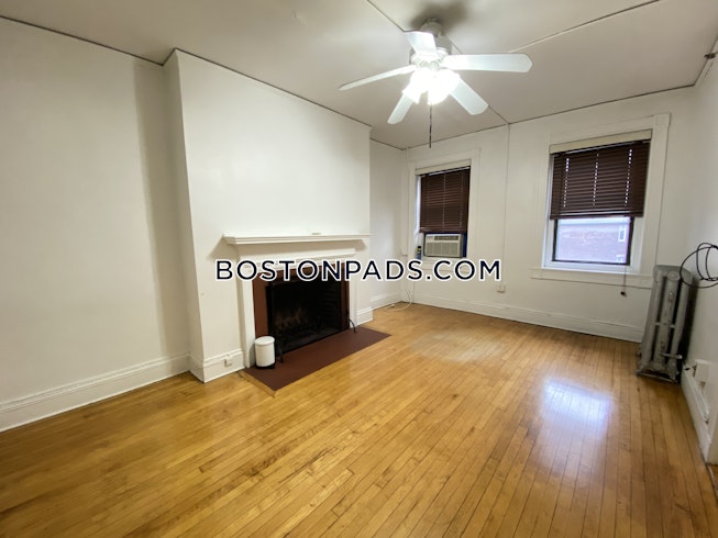 Boston - $3,525+ /mo