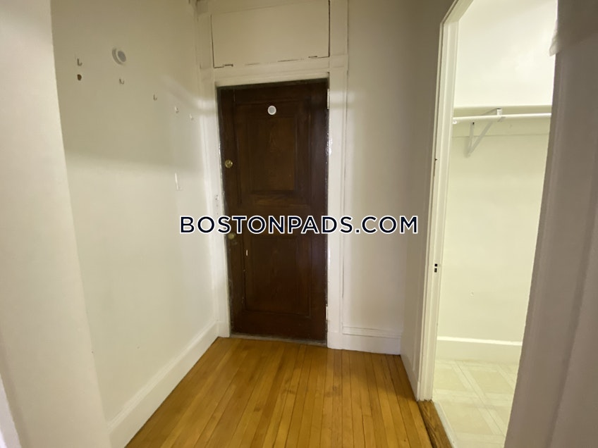Boston - $3,525+ /month