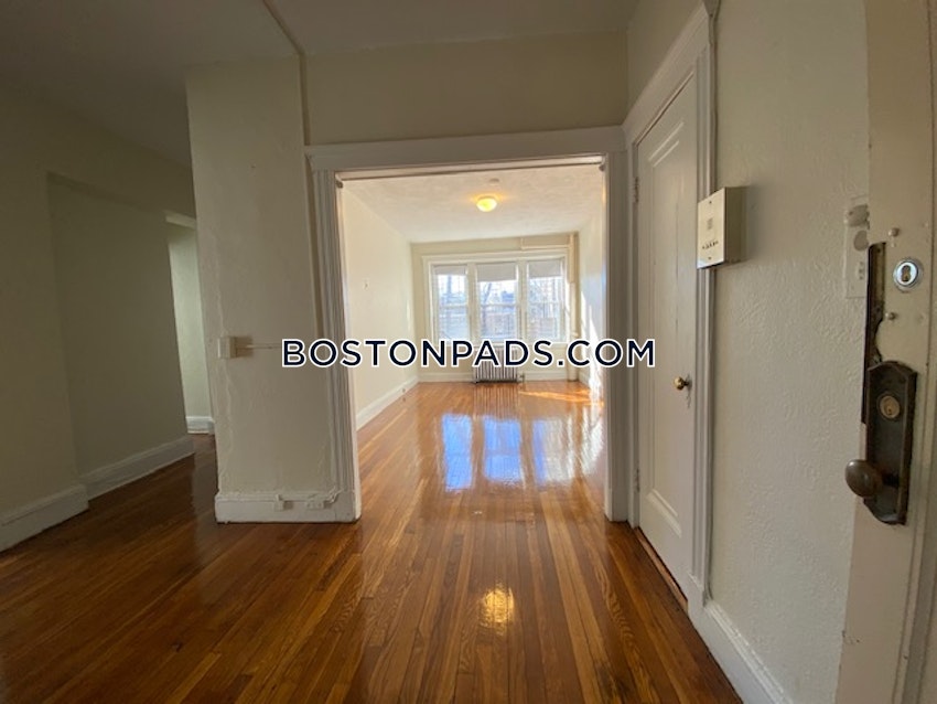 BOSTON - BRIGHTON - CLEVELAND CIRCLE - 1 Bed, 1 Bath - Image 41