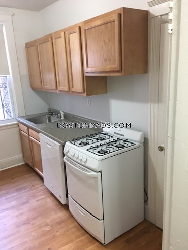 Boston - 1 Beds, 1 Baths