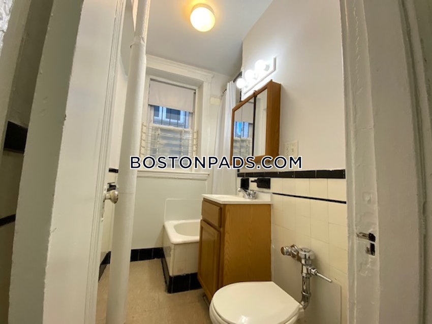 BOSTON - BRIGHTON - CLEVELAND CIRCLE - 1 Bed, 1 Bath - Image 49