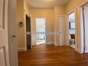 Boston - 1 Beds, 1 Baths