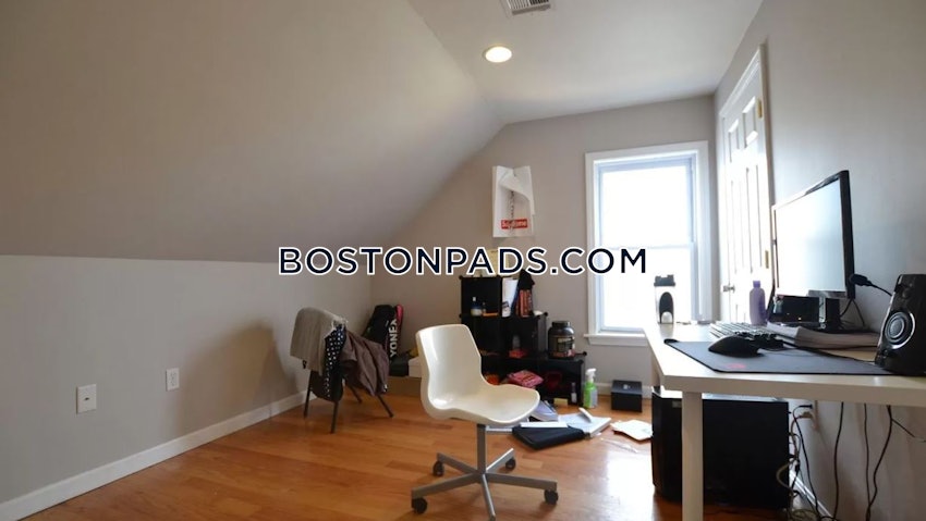 BOSTON - ALLSTON - 6 Beds, 2 Baths - Image 10