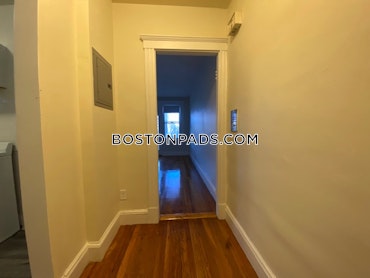 Boston - 1 Beds, 1 Baths