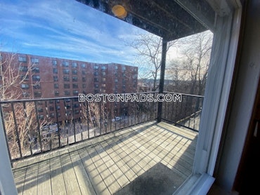 Boston - 2 Beds, 1 Baths