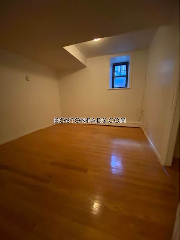 Boston - 2 Beds, 1 Baths