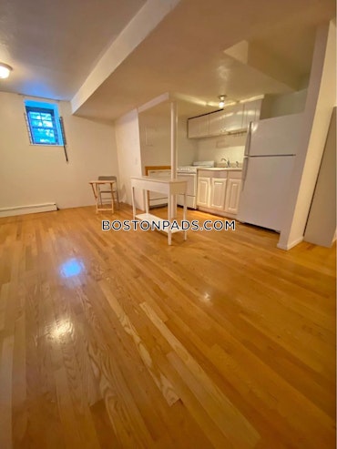 Boston - 2 Beds, 1 Baths