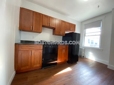 Boston - 2 Beds, 1 Baths