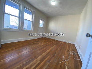 Boston - 2 Beds, 1 Baths