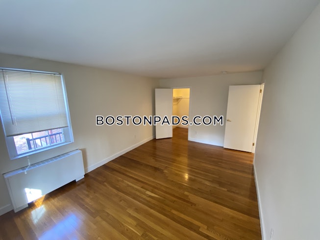 Lexington - $3,250+ /mo