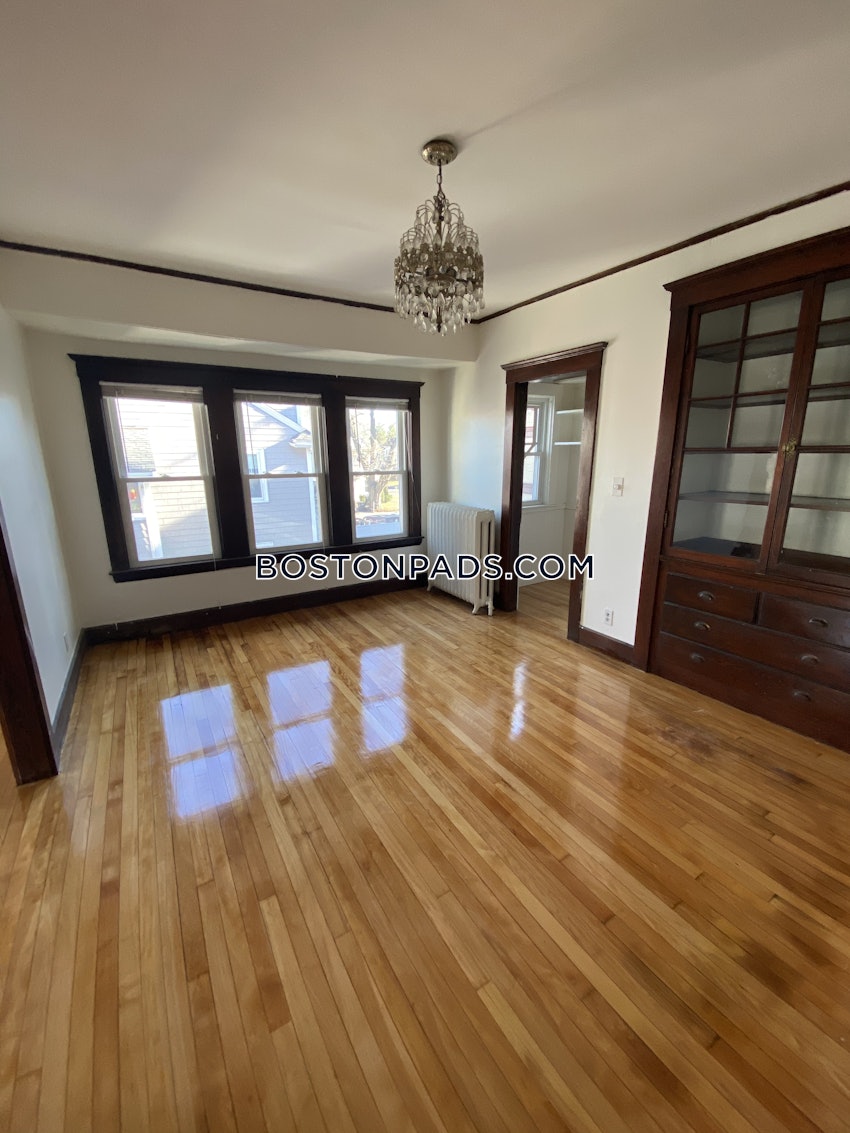 BOSTON - BRIGHTON - OAK SQUARE - 3 Beds, 1 Bath - Image 22