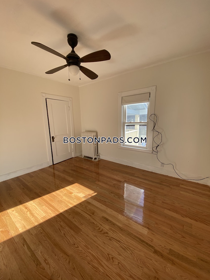 BOSTON - BRIGHTON - OAK SQUARE - 3 Beds, 1 Bath - Image 30