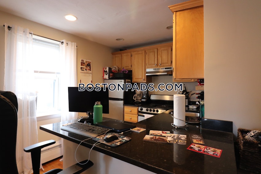 BROOKLINE- BOSTON UNIVERSITY - 1 Bed, 1 Bath - Image 2