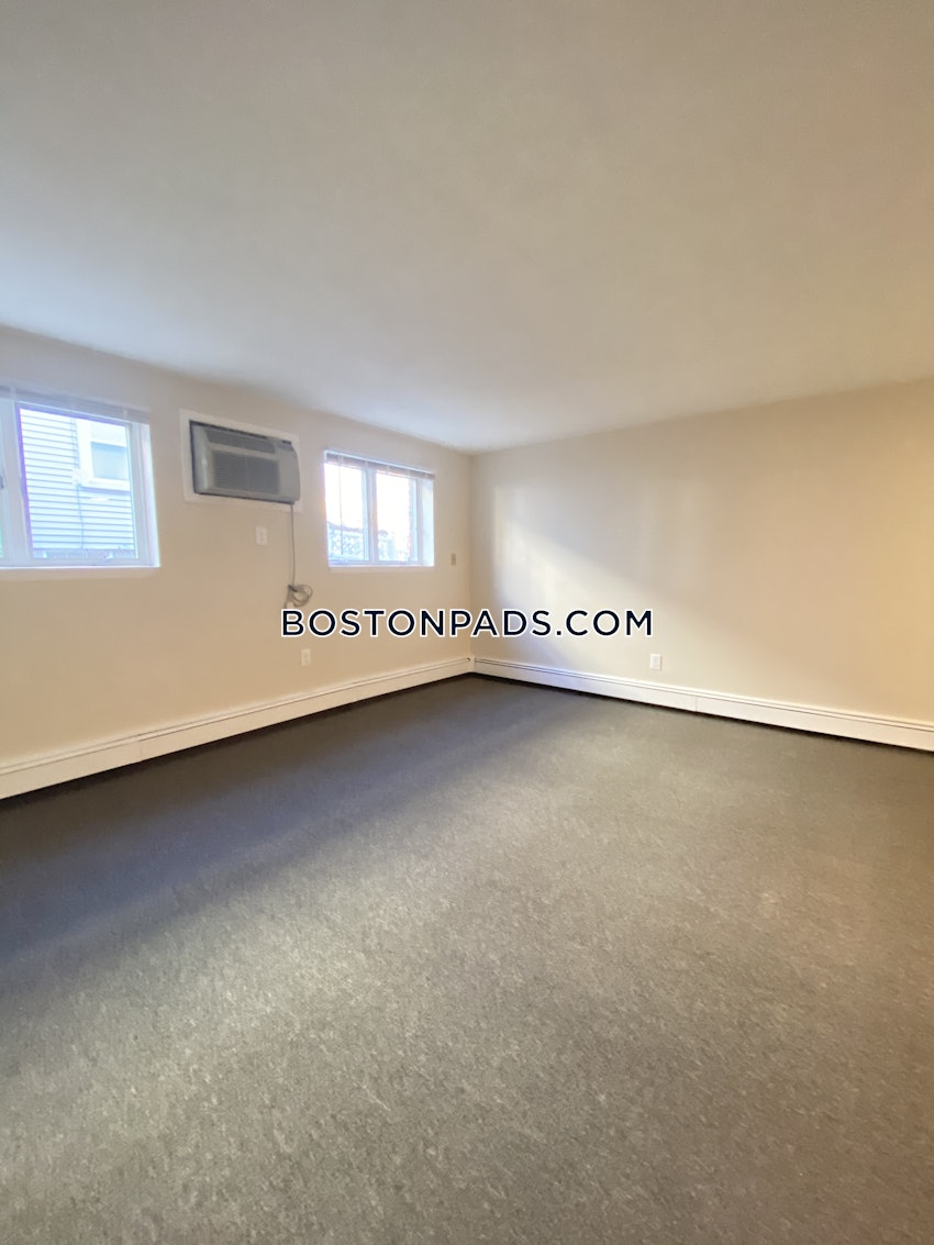 MELROSE - 2 Beds, 1 Bath - Image 34