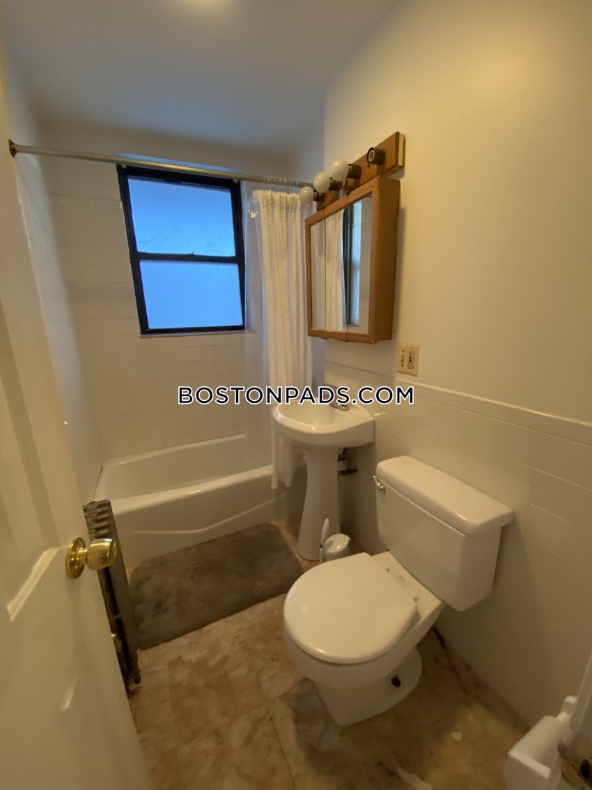 BOSTON - BRIGHTON- WASHINGTON ST./ ALLSTON ST. - 4 Beds, 2 Baths - Image 34