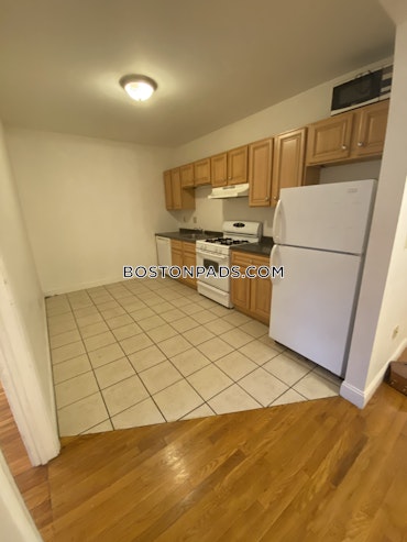 Boston - 4 Beds, 2 Baths