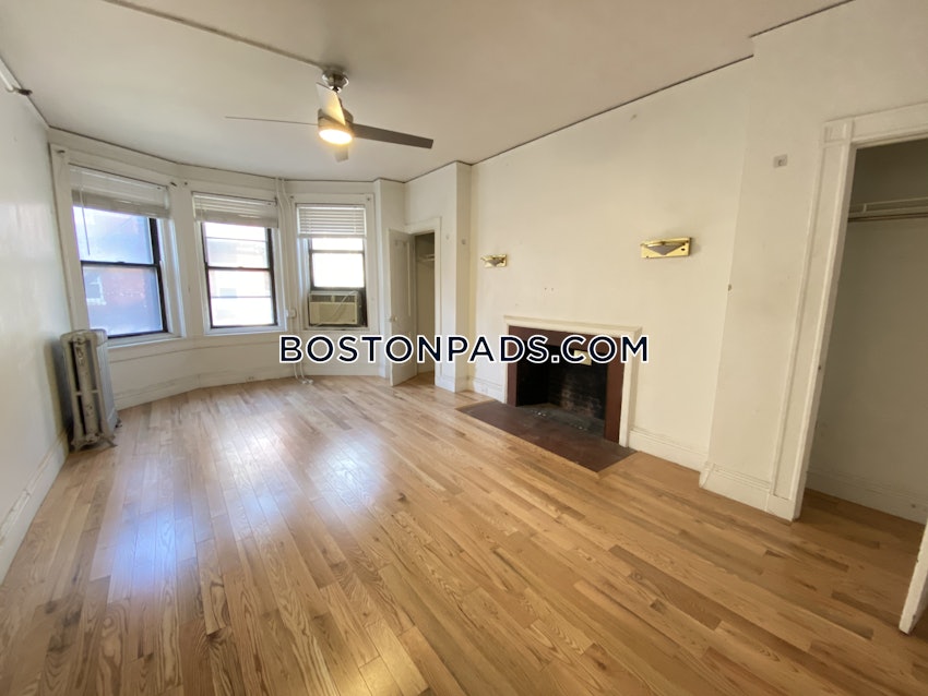 BOSTON - FENWAY/KENMORE - 1 Bed, 1 Bath - Image 2