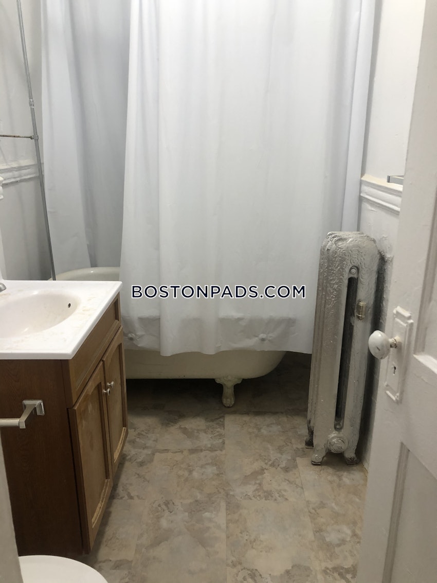 BOSTON - ALLSTON/BRIGHTON BORDER - 1 Bed, 1 Bath - Image 1