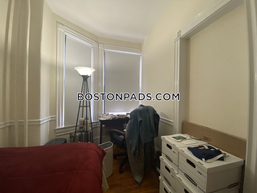 BOSTON - BACK BAY - 2 Beds, 1 Bath - Image 7