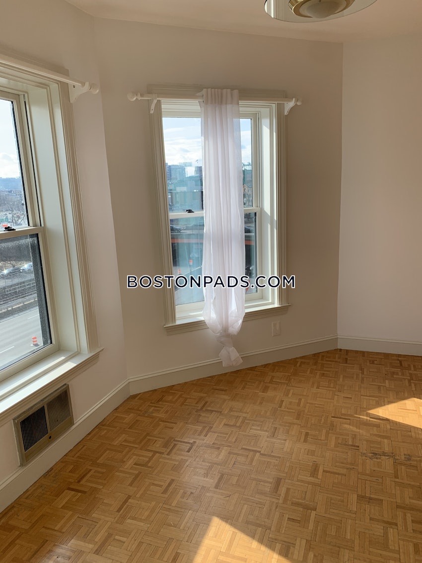 BOSTON - BACK BAY - 1 Bed, 1 Bath - Image 29