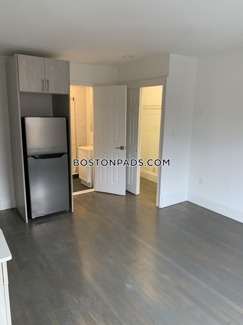 BOSTON - BACK BAY - 1 Bed, 1 Bath - Image 6