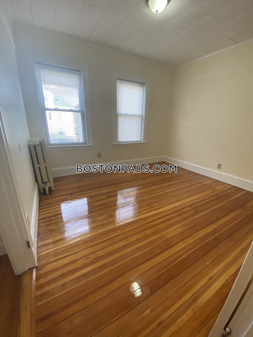 BOSTON - ALLSTON - 4 Beds, 2 Baths - Image 11