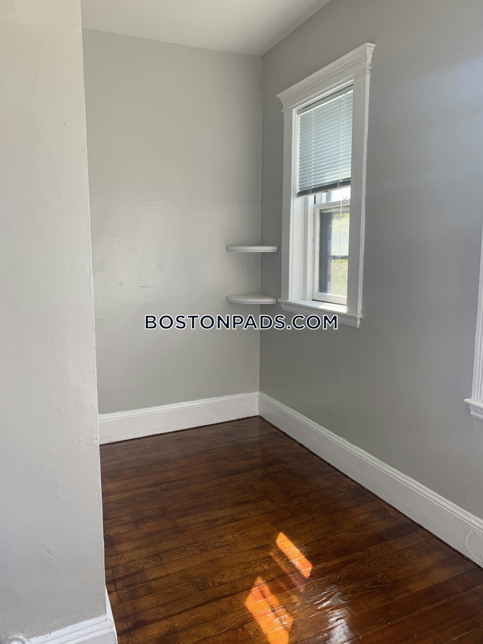 Fenway/Kenmore, Boston, MA - 2 Beds, 1 Bath - $3,200 - ID#4548154