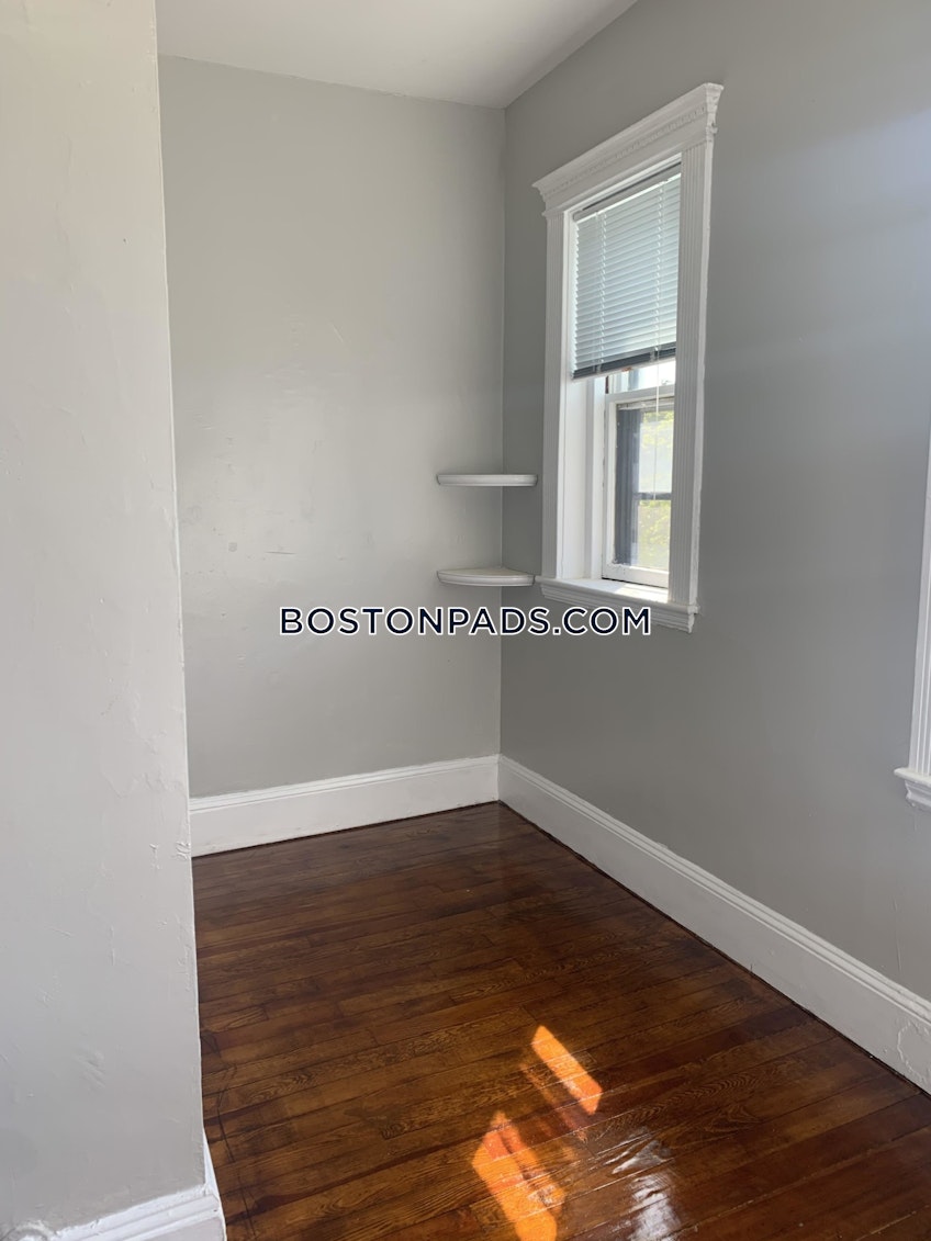 Boston - $3,200+ /month