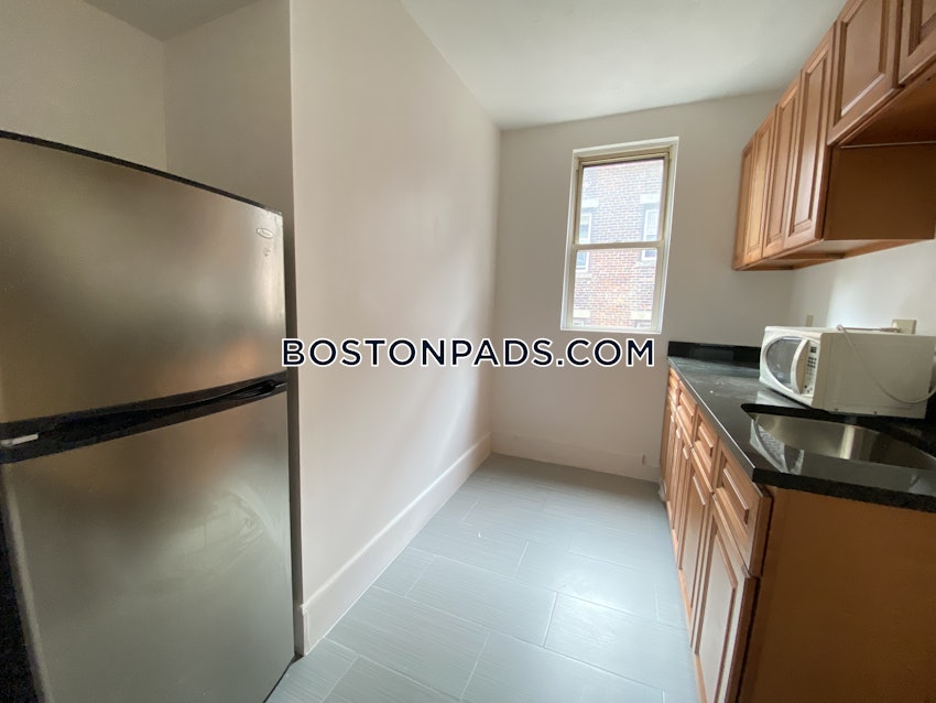 BOSTON - ALLSTON - 2 Beds, 1 Bath - Image 16