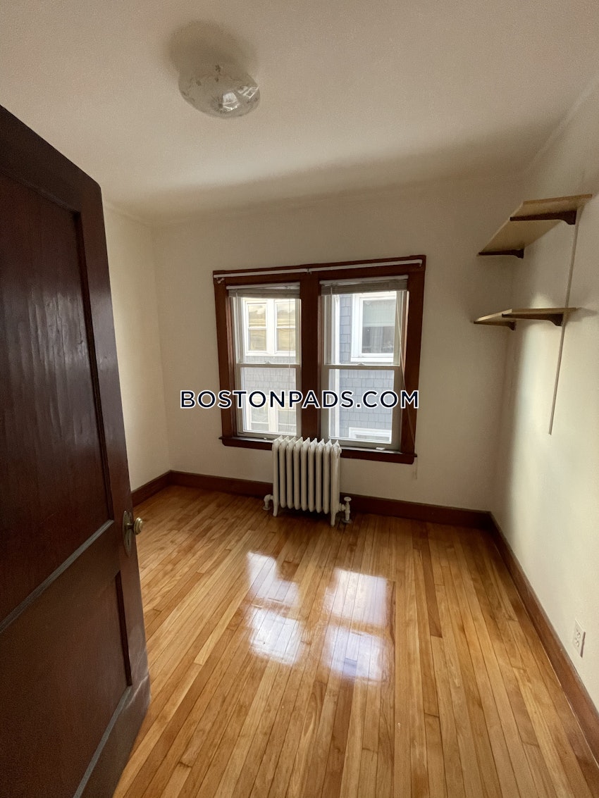 BOSTON - BRIGHTON - OAK SQUARE - 3 Beds, 1 Bath - Image 46