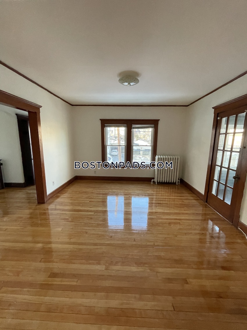 BOSTON - BRIGHTON - OAK SQUARE - 3 Beds, 1 Bath - Image 45