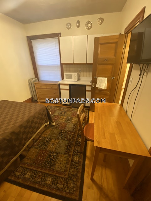 Linden St. Boston photo 11