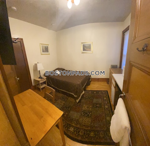 Linden St. Boston photo 16