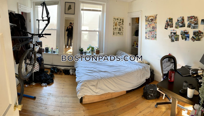 BOSTON - MISSION HILL - 3 Beds, 1 Bath - Image 10