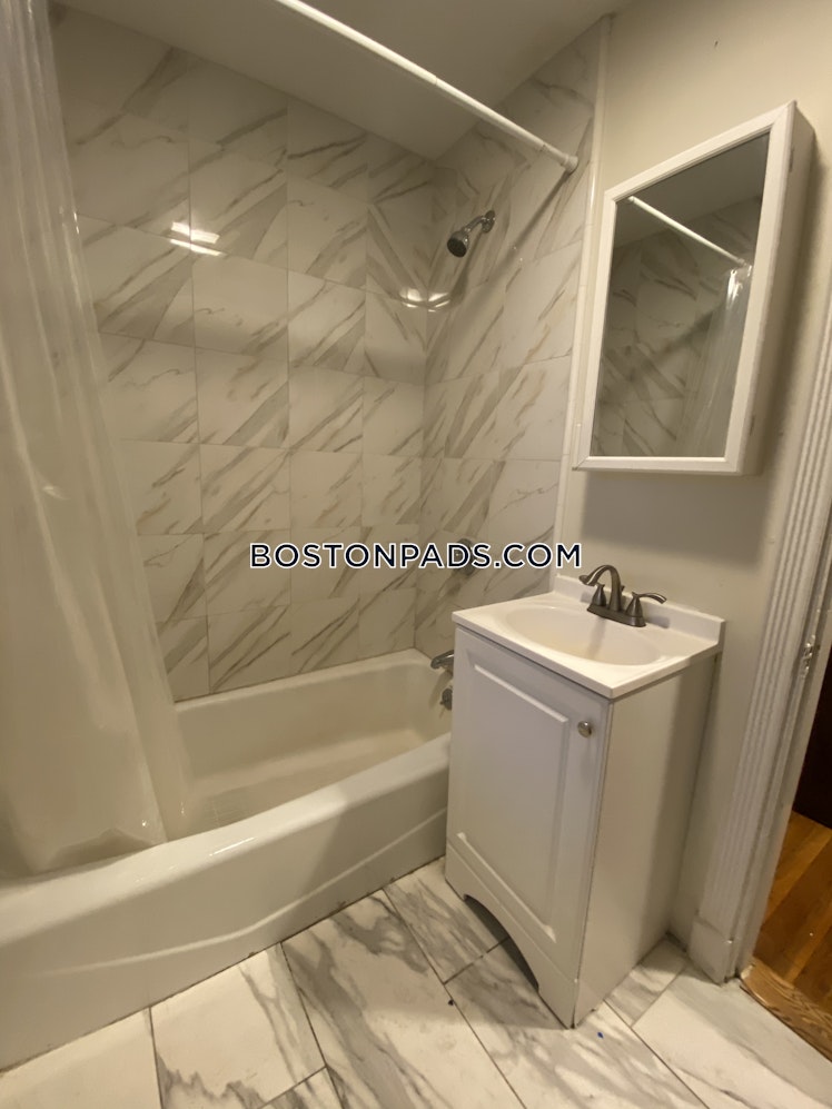 Fellsway West, Medford