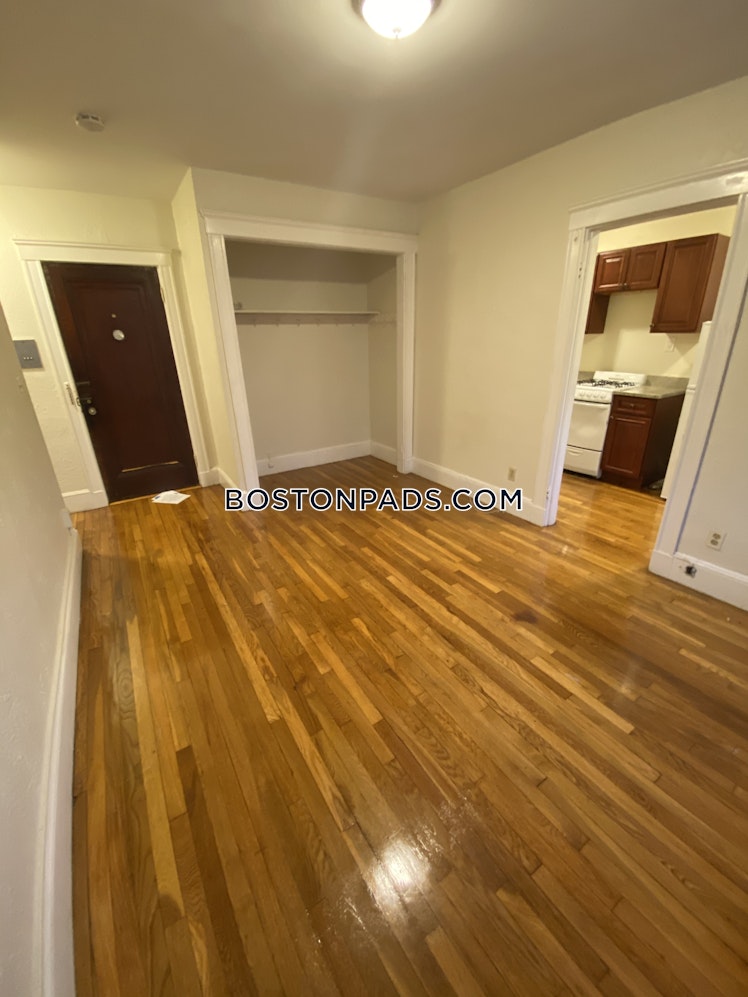 Fellsway West, Medford