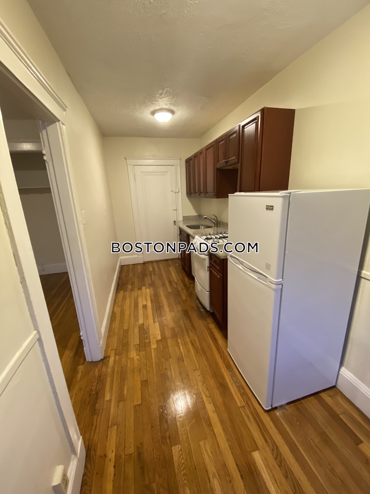 Fellsway West, Medford